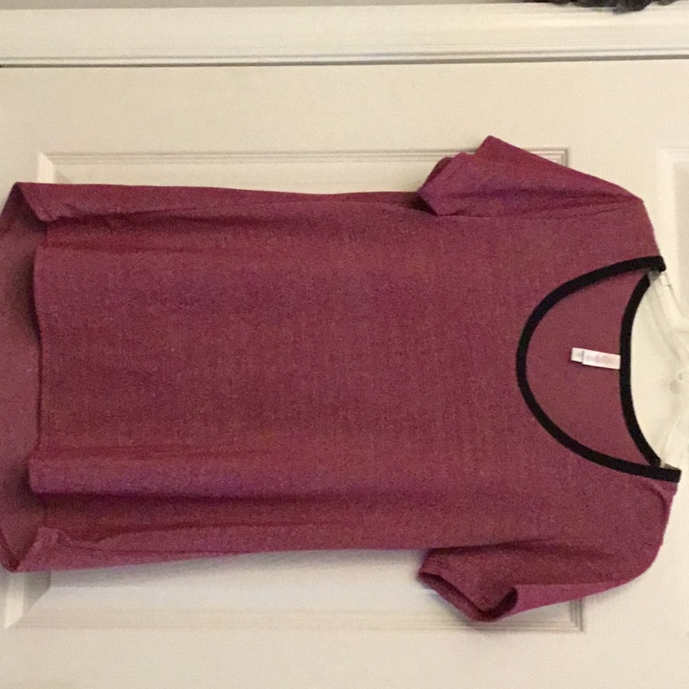 LulaRoe Classic Tee